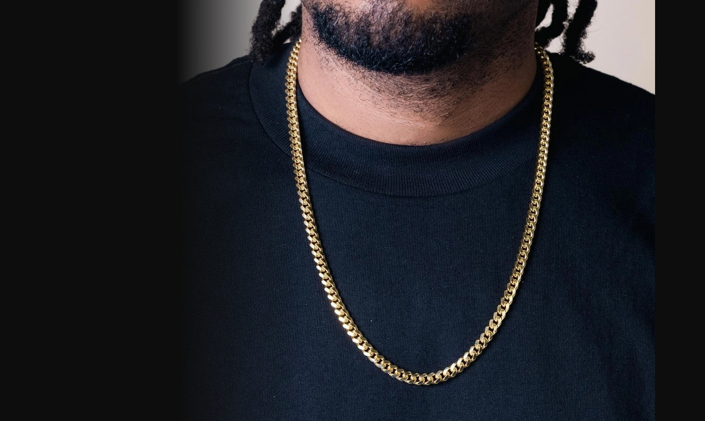 Gold Valley — Cuban link chain lifestyle